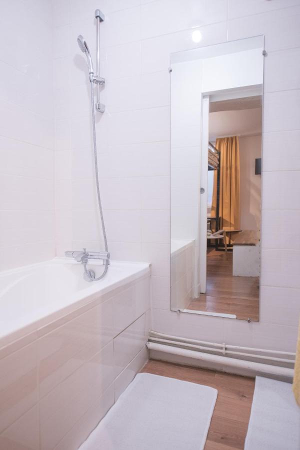 Апартаменты Studio Cosy & Colore Proche Gare Et Paris Сен-Жермен-ан-Ле Экстерьер фото